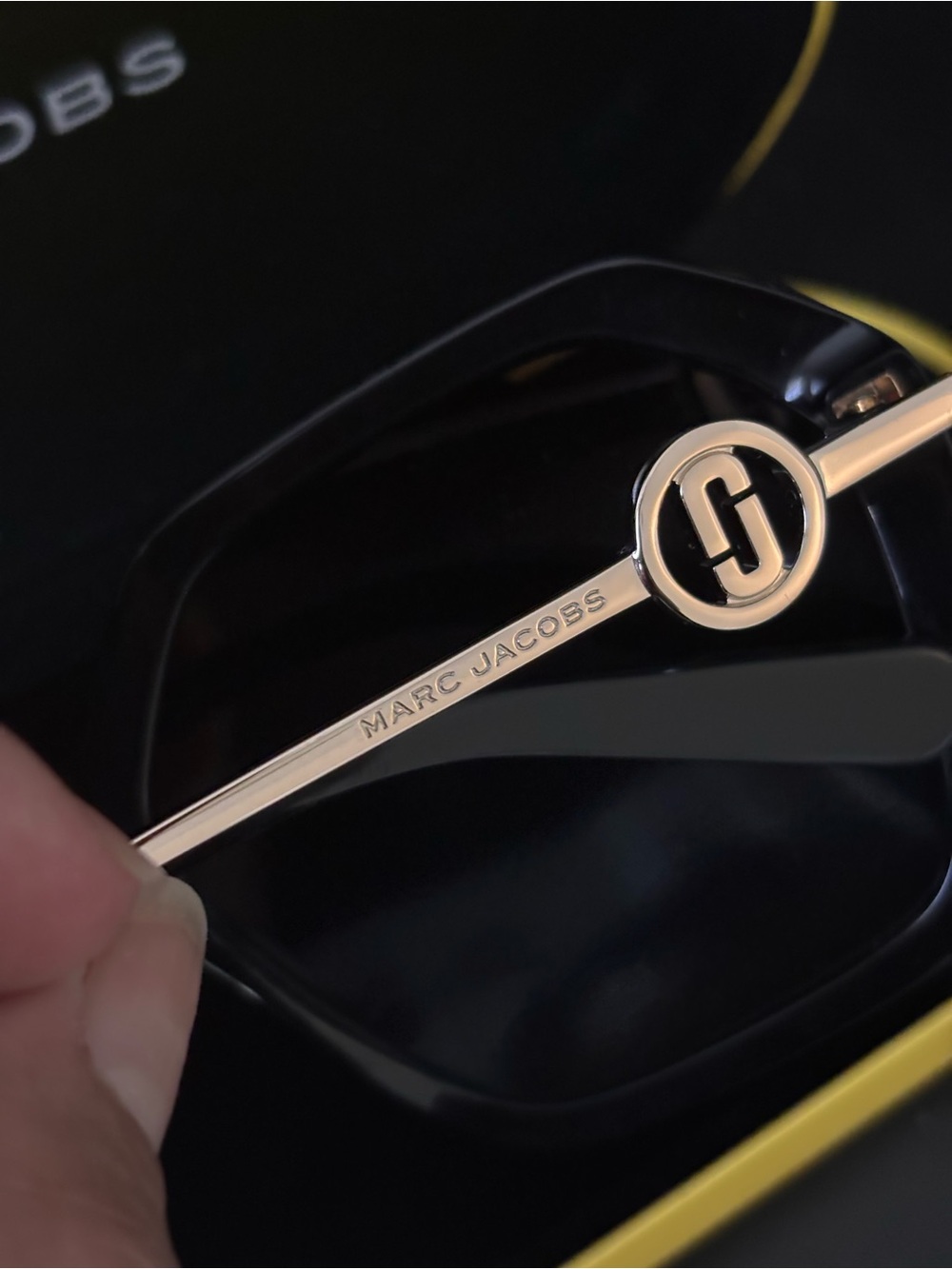 Marc Jacobs Black Hexagonal Oversized Sunglasses with Gold Temples - Picture 8 of 9